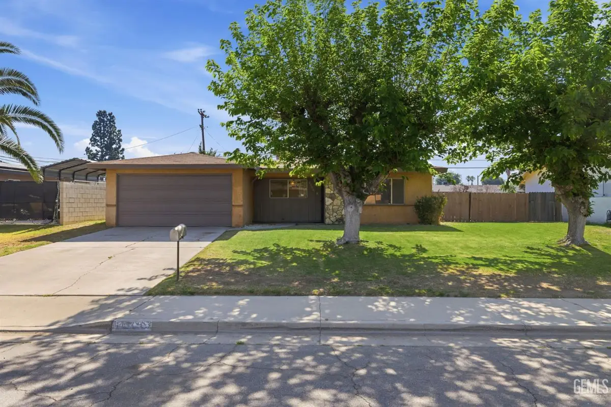 4304 AXMINSTER STREET, Bakersfield, CA 93307 - #1
