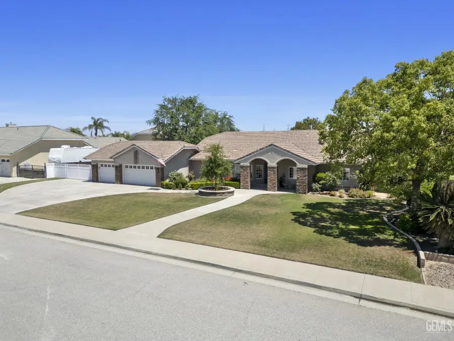 2800 ADEE LANE, Bakersfield, CA 93314 - #3