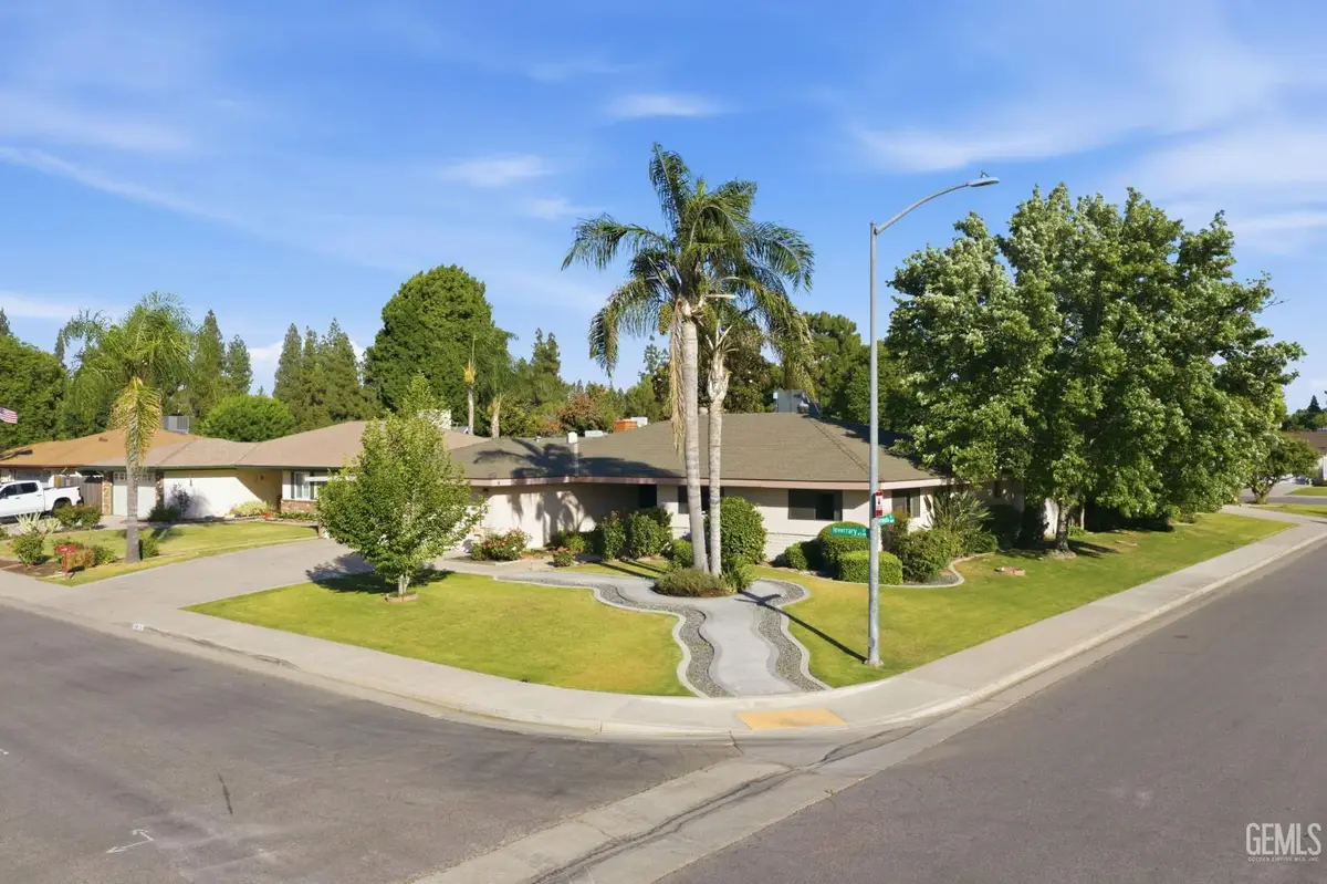 5413 INVERRARY COURT, Bakersfield, CA 93309 - #1