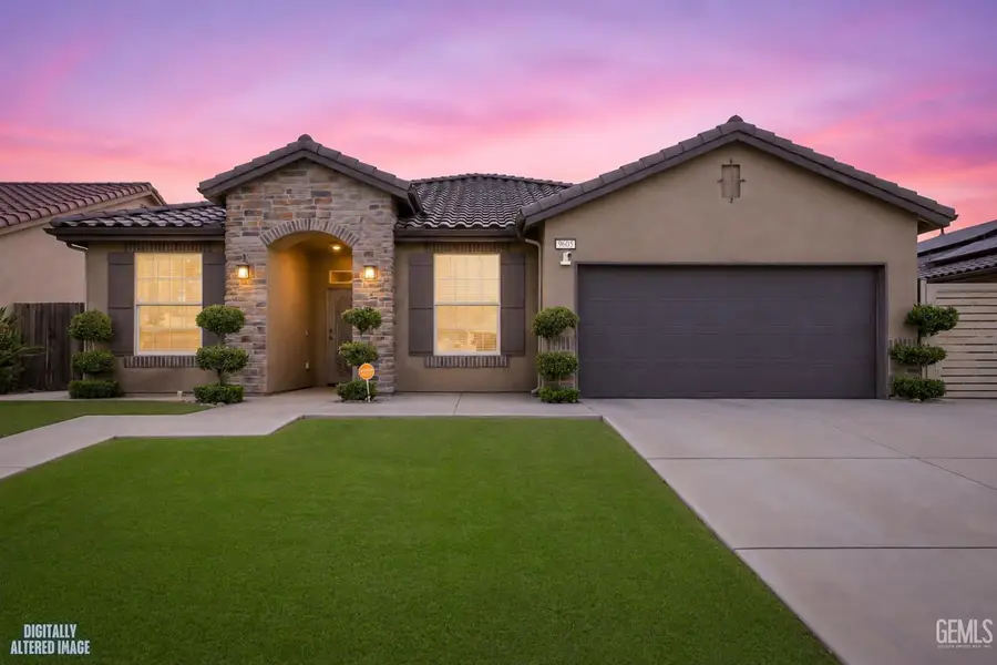 9605 SURFSIDE STREET, Bakersfield, CA 93313 - #2