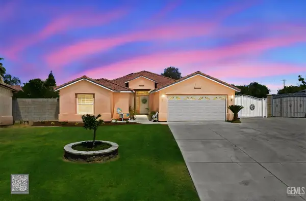 8203 PREMIER AVENUE, Bakersfield, CA 93313