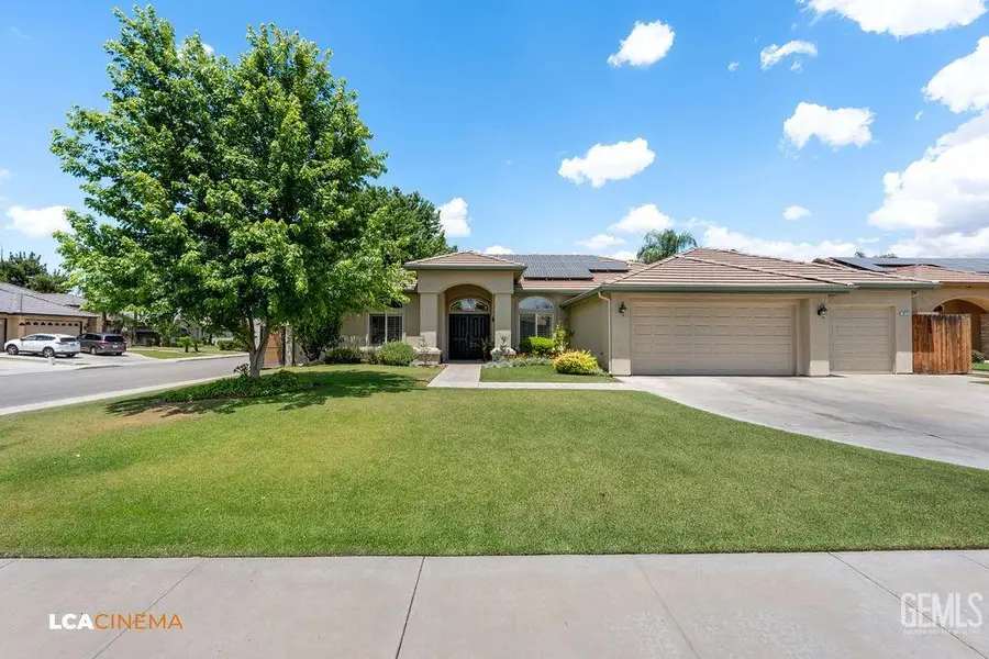 10722 IRON CREEK AVENUE, Bakersfield, CA 93312 - #2