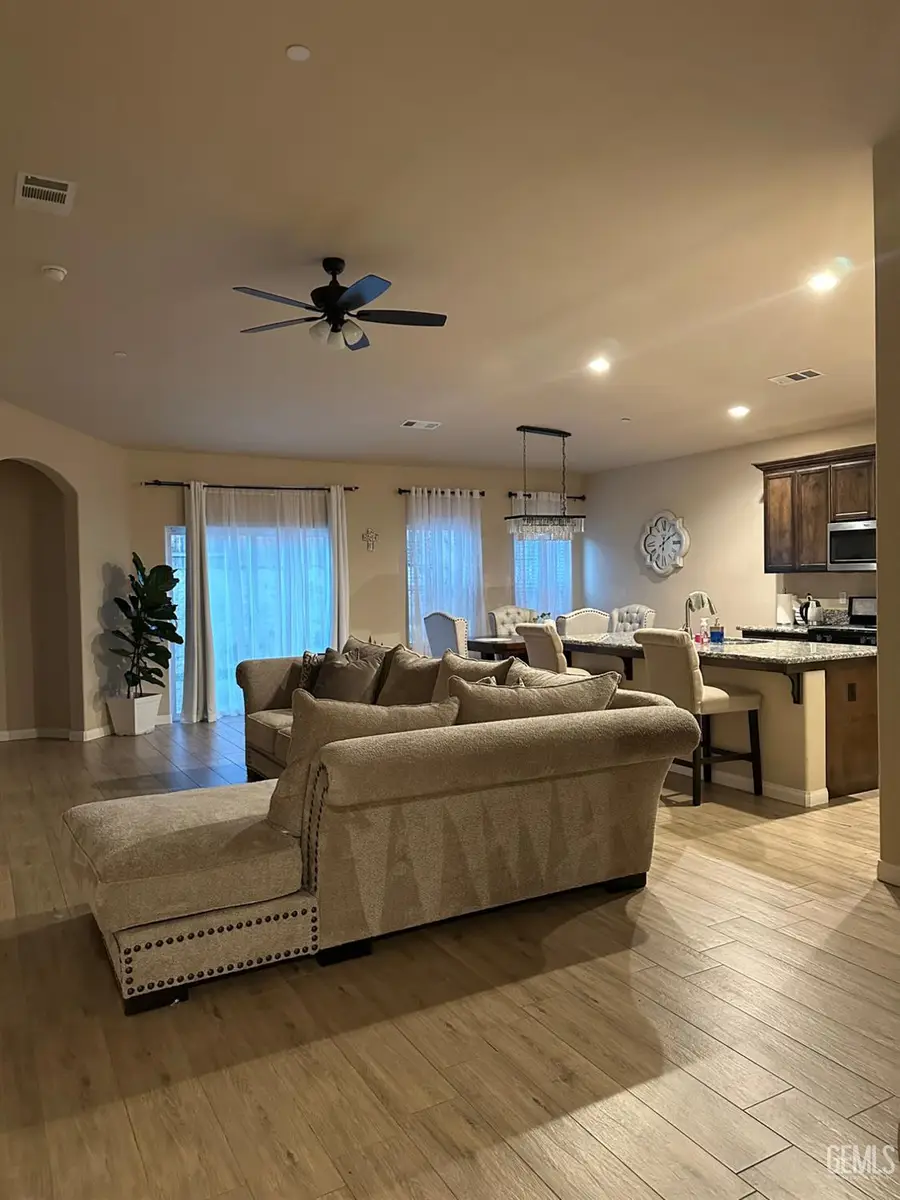 6104 MYBRYN COURT, Bakersfield, CA 93306 - #3