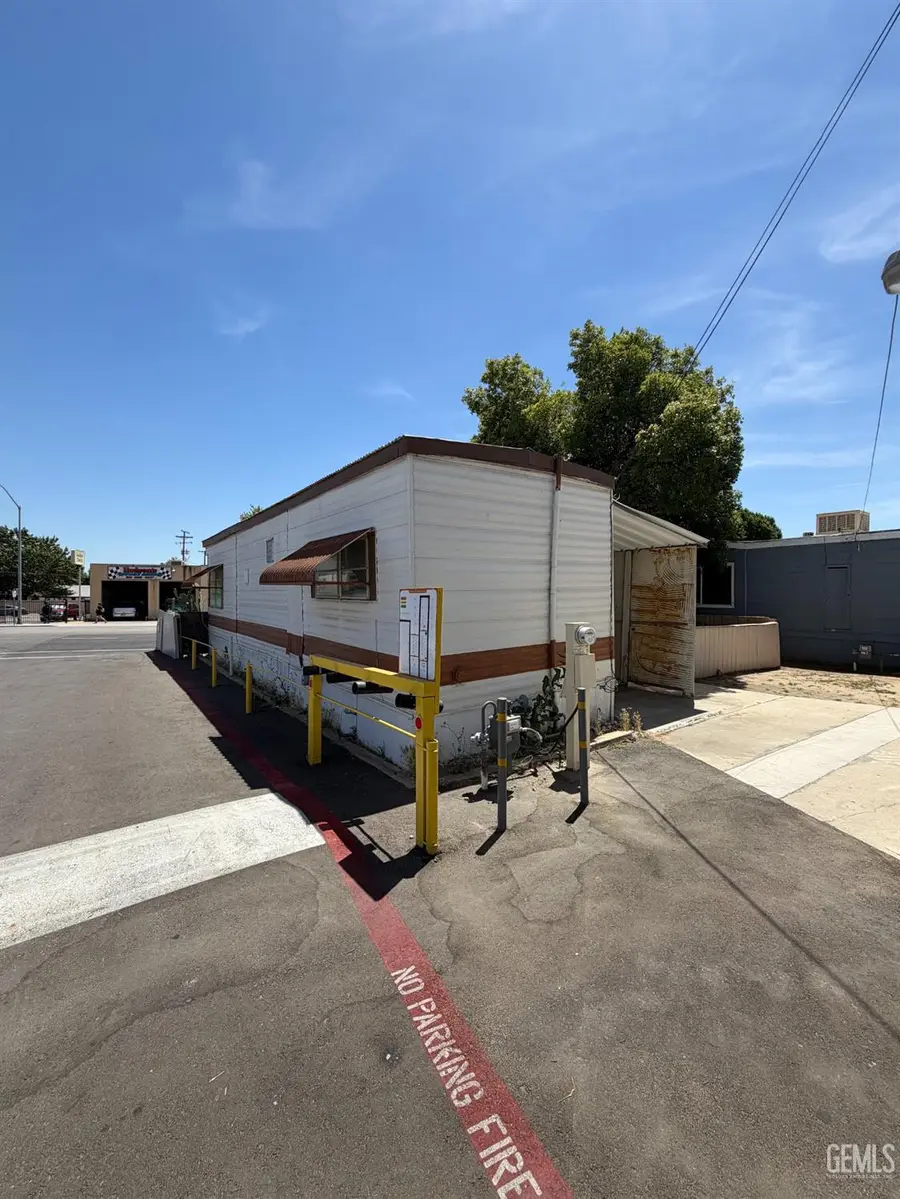 510 ROBERTS LN #22, Bakersfield, CA 93308 - #2