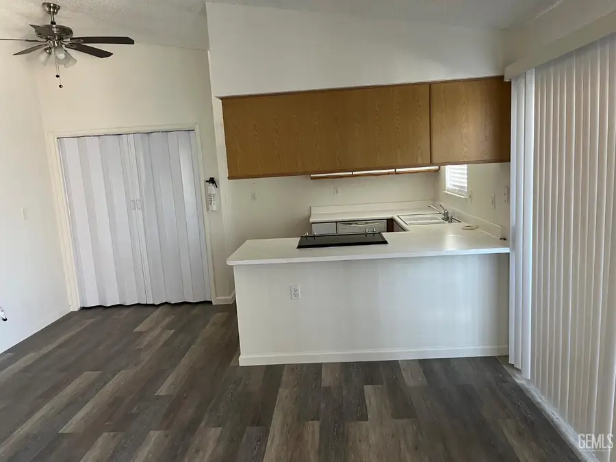 4701 BEECHWOOD STREET #150, Bakersfield, CA 93313 - #3