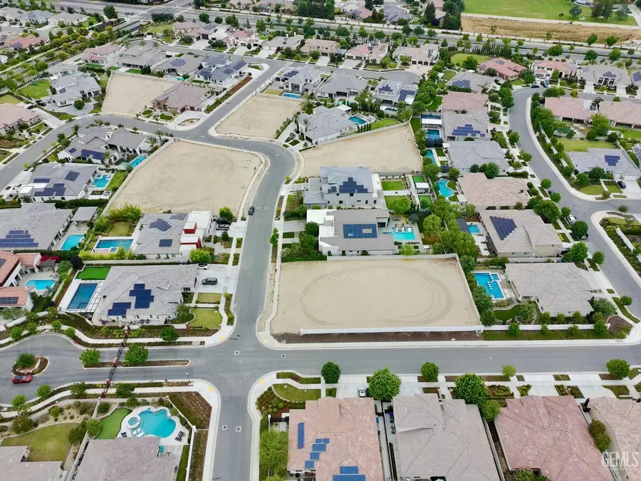 3518 COLLINGWOOD DRIVE, Bakersfield, CA 93311 - #2