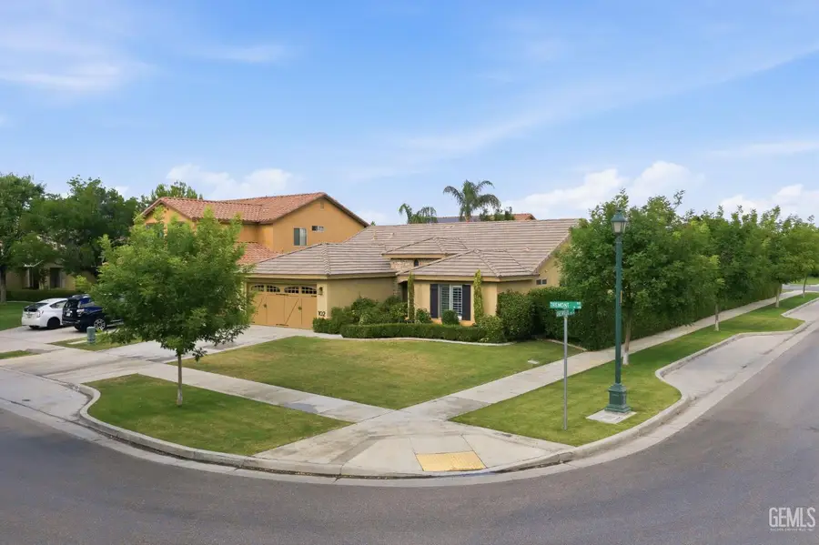102 TREMONT WAY, Bakersfield, CA 93312 - #2