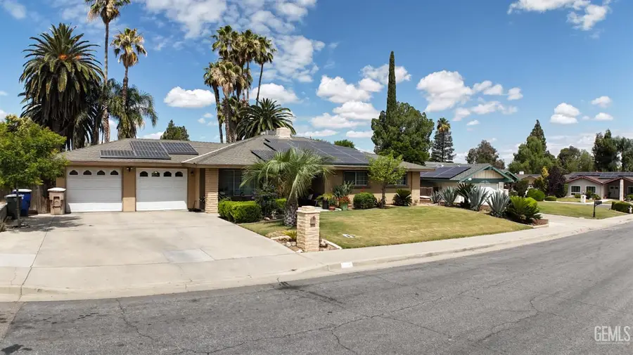 3208 SUNVIEW DRIVE, Bakersfield, CA 93306 - #2