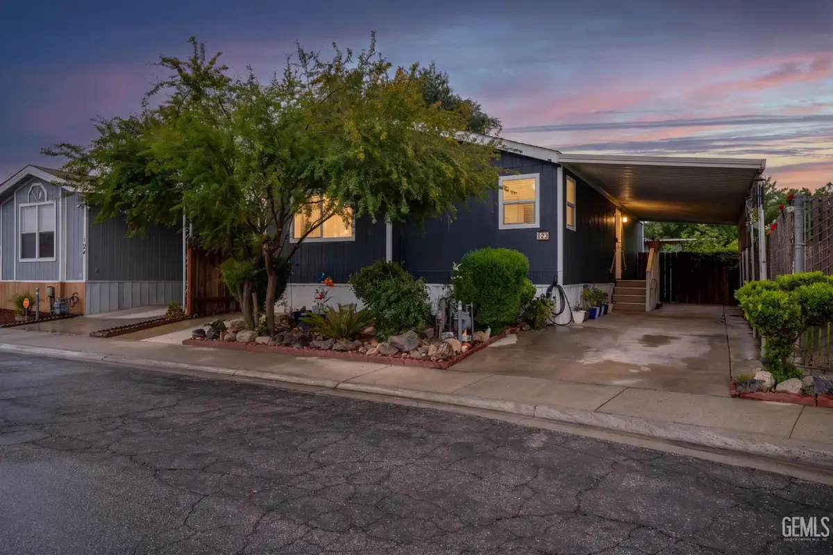 1301 TAFT HIGHWAY #123, Bakersfield, CA 93307 - #1