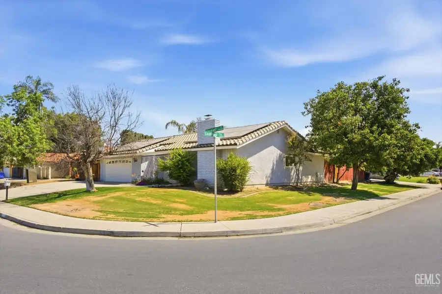 2004 GLENMONT DRIVE, Bakersfield, CA 93309 - #2