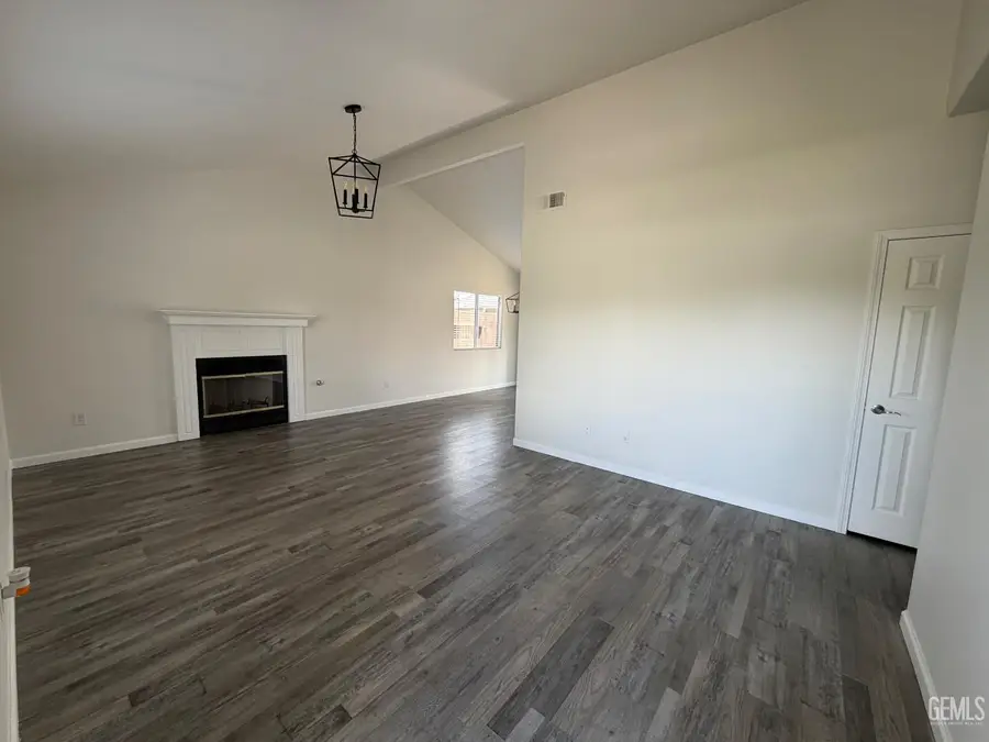 5306 GRANT GROVE STREET, Bakersfield, CA 93307 - #3
