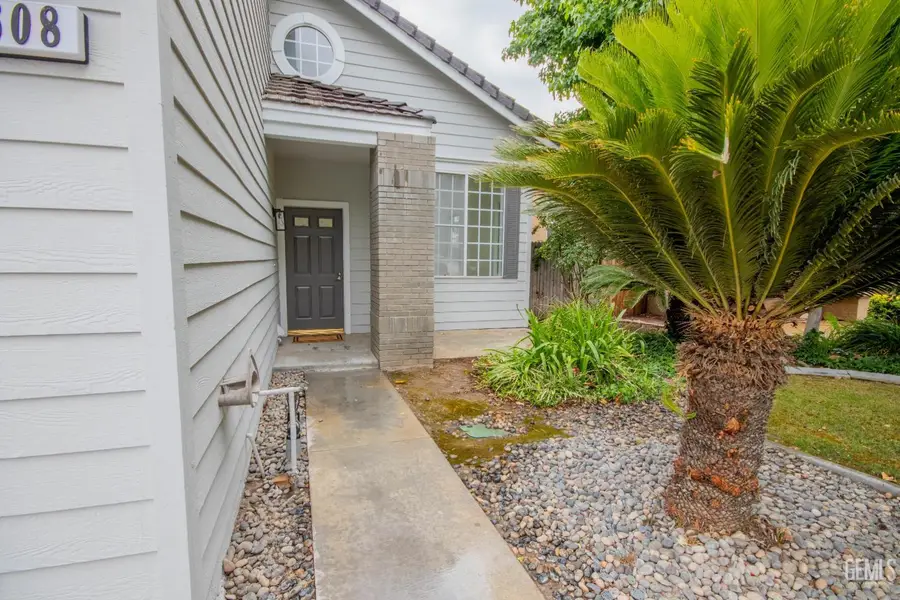 7608 SUTTERS MILL STREET, Bakersfield, CA 93313 - #3