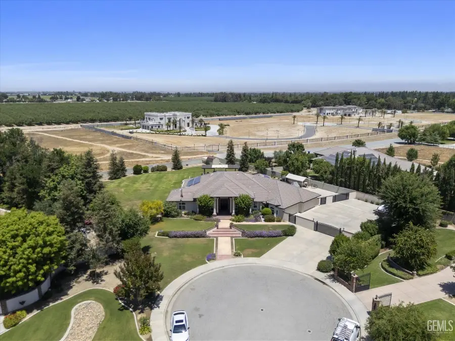 17448 HARVEST GROVE COURT, Bakersfield, CA 93314 - #2