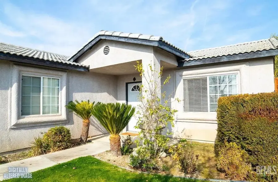 5308 LA PINTA MARIA DRIVE, Bakersfield, CA 93307 - #2