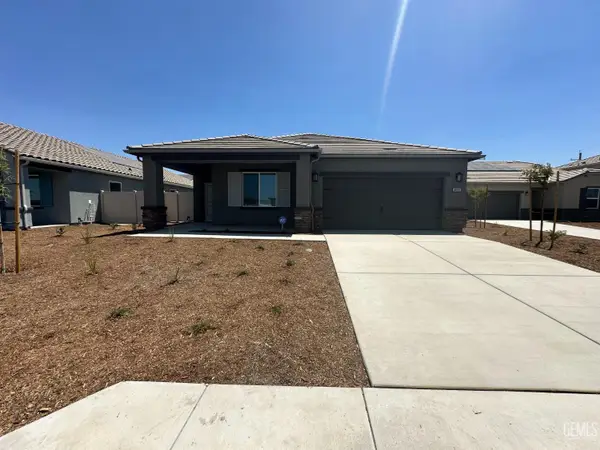 7913 BLUEBERRY AVENUE, Bakersfield, CA 93313