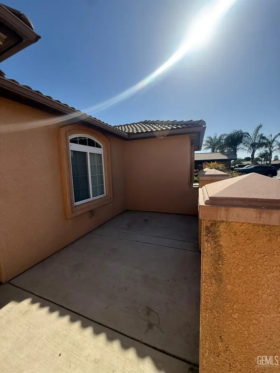 421 KARLA STREET, Shafter, CA 93263 - #3