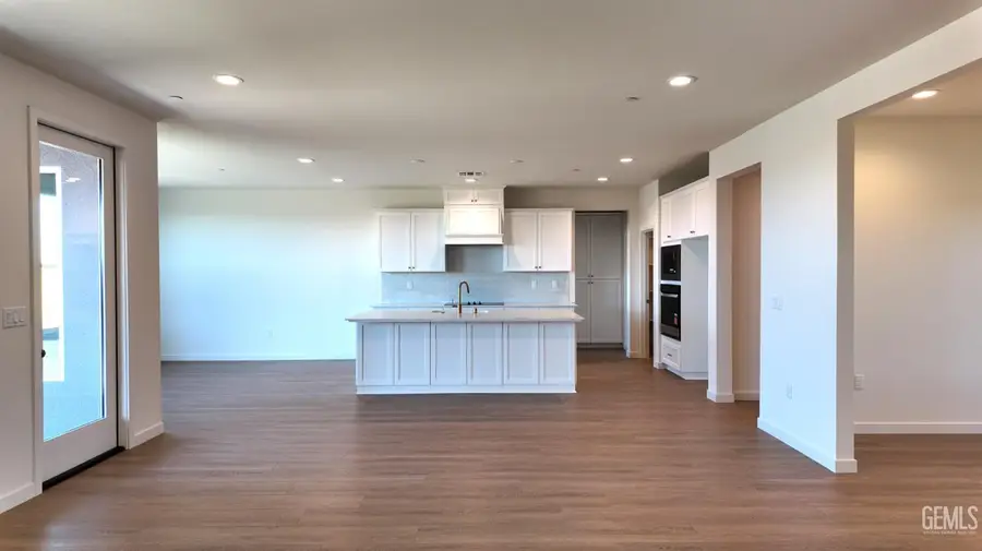 17007 LOVATO LANE, Bakersfield, CA 93314 - #2