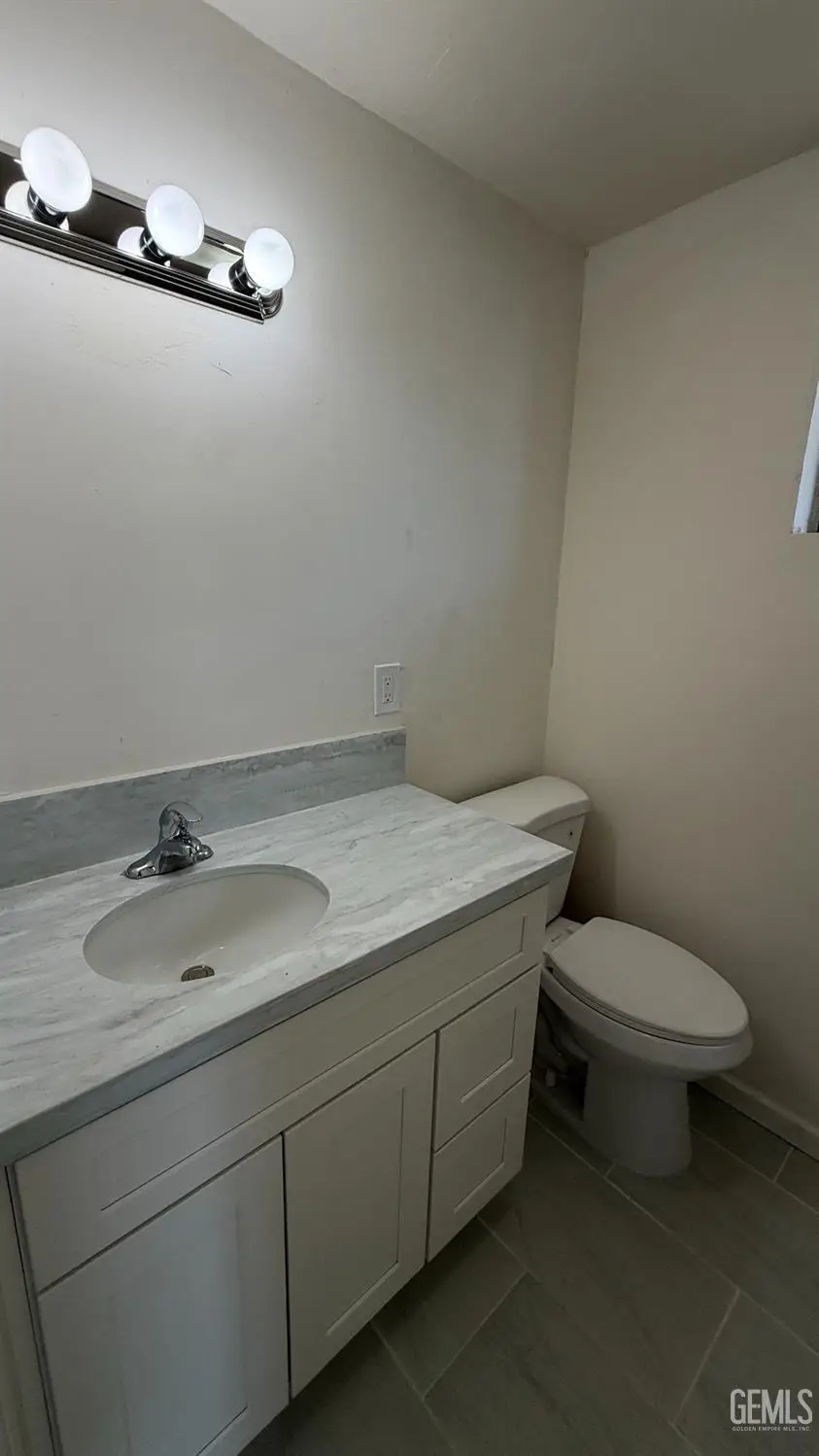113 HARRIS DRIVE, Bakersfield, CA 93308 - #3