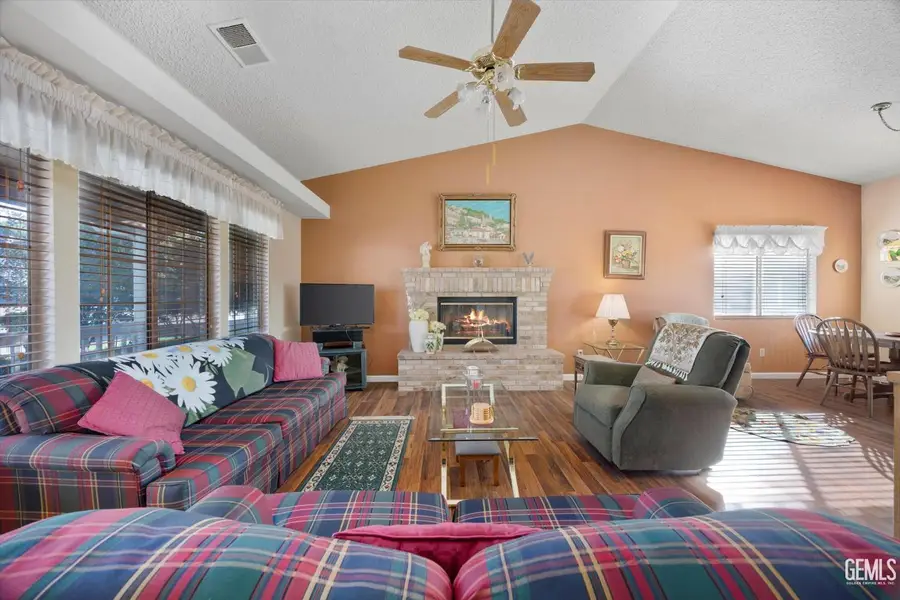 333 CAMWOOD AVENUE, Bakersfield, CA 93308 - #2