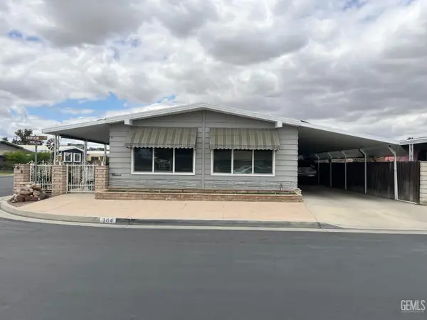 400 E ROBERTS LANE #104, Bakersfield, CA 93308