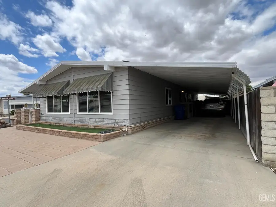 400 E ROBERTS LANE #104, Bakersfield, CA 93308 - #2