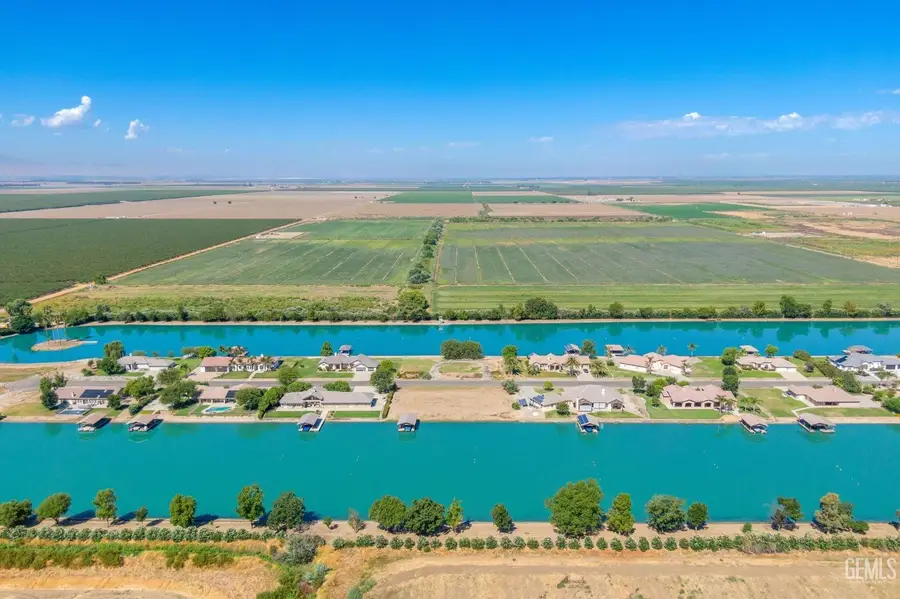 3700 BLUE LOOP LANE, Arvin, CA 93203 - #2