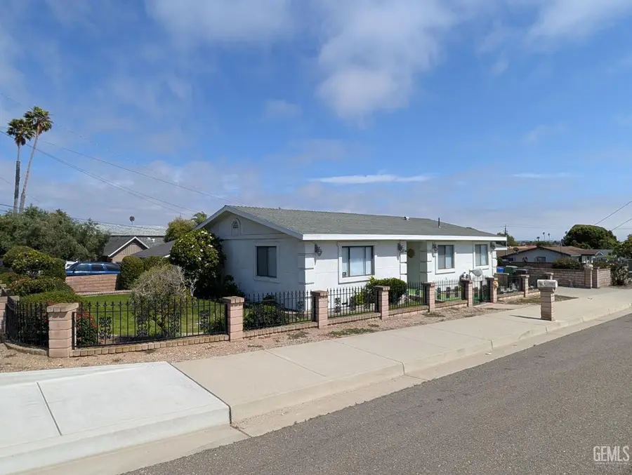 296 N 8TH STREET, Grover Beach, CA 93433 - #3