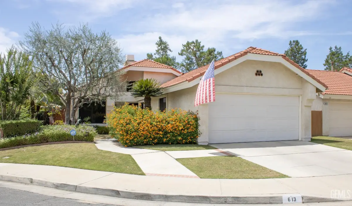 613 BERWICK STREET, Bakersfield, CA 93311 - #1