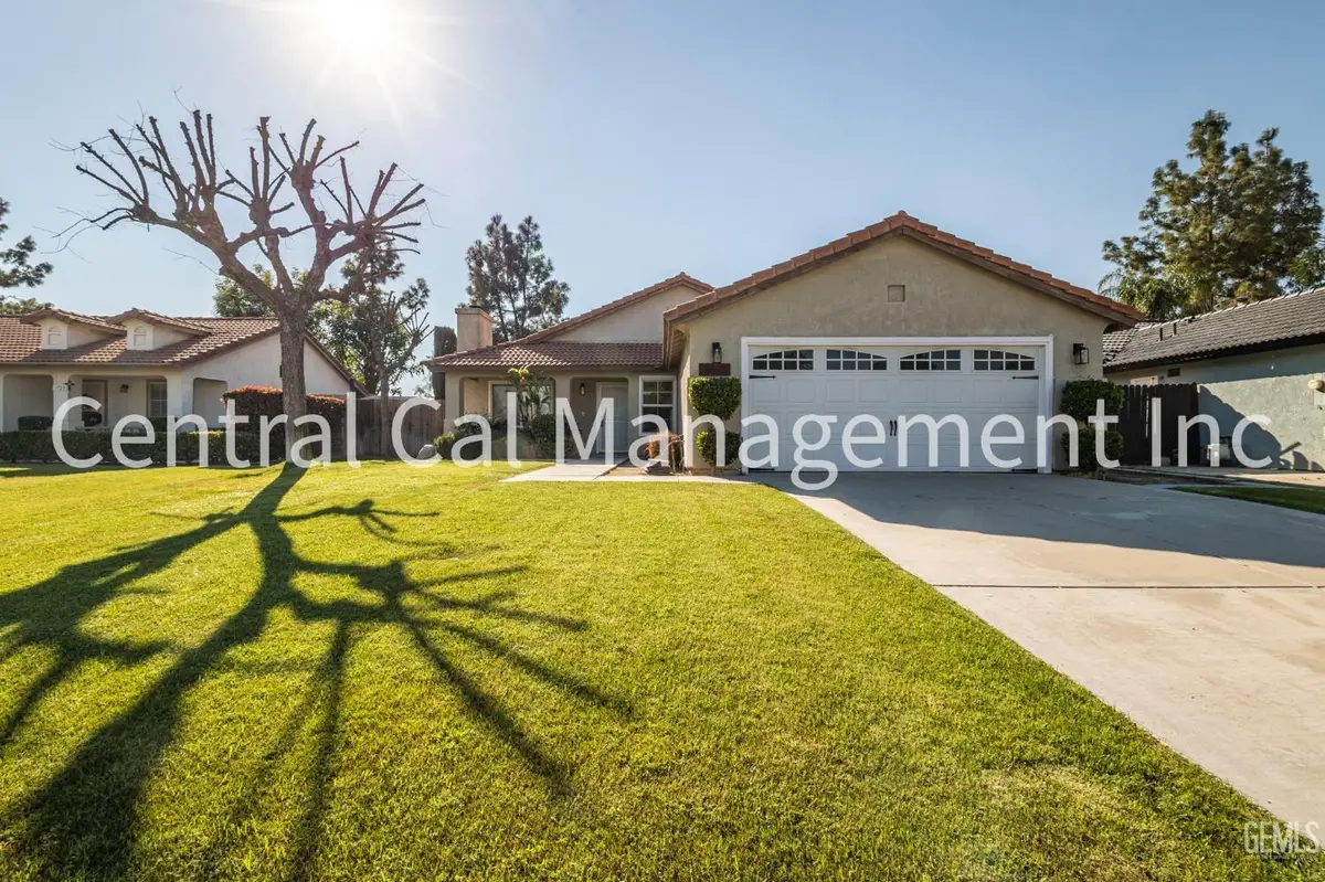 5801 CANOE COURT, Bakersfield, CA 93312 - #1