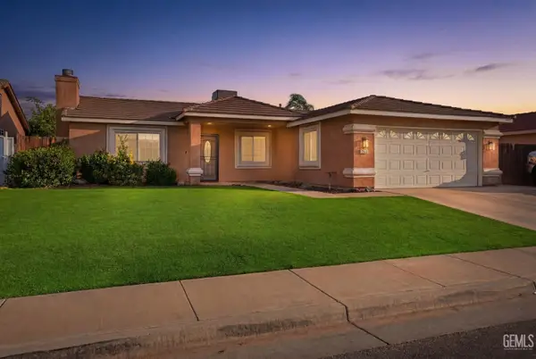 5029 TRABUCO CANYON DRIVE, Bakersfield, CA 93307