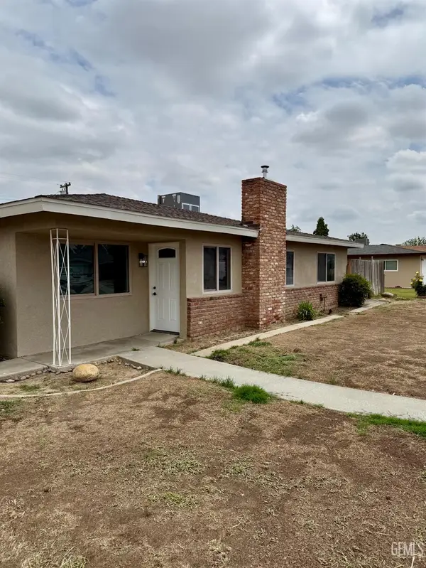 3700 ARGENT STREET, Bakersfield, CA 93304