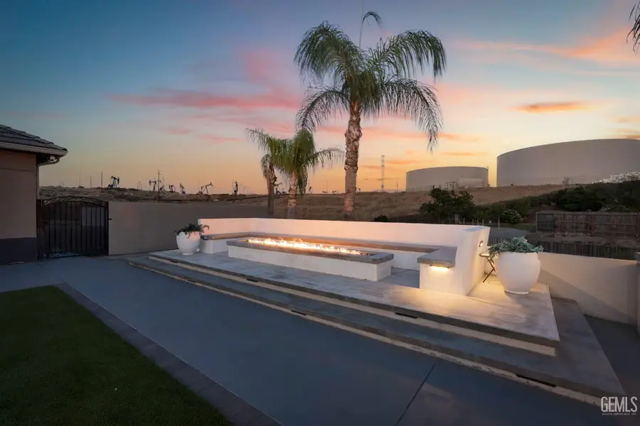 5059 N HILLS DRIVE, Bakersfield, CA 93308 - #2