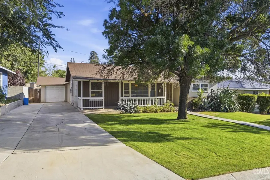 2617 COLLEGE AVENUE, Bakersfield, CA 93306 - #2
