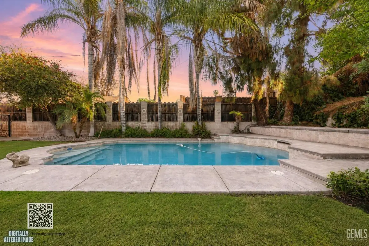 3825 DALEHURST DRIVE, Bakersfield, CA 93306 - #1