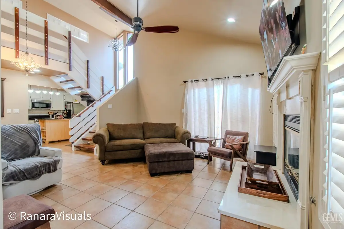 5401 MIDSUMMER DRIVE #B, Bakersfield, CA 93308 - #1