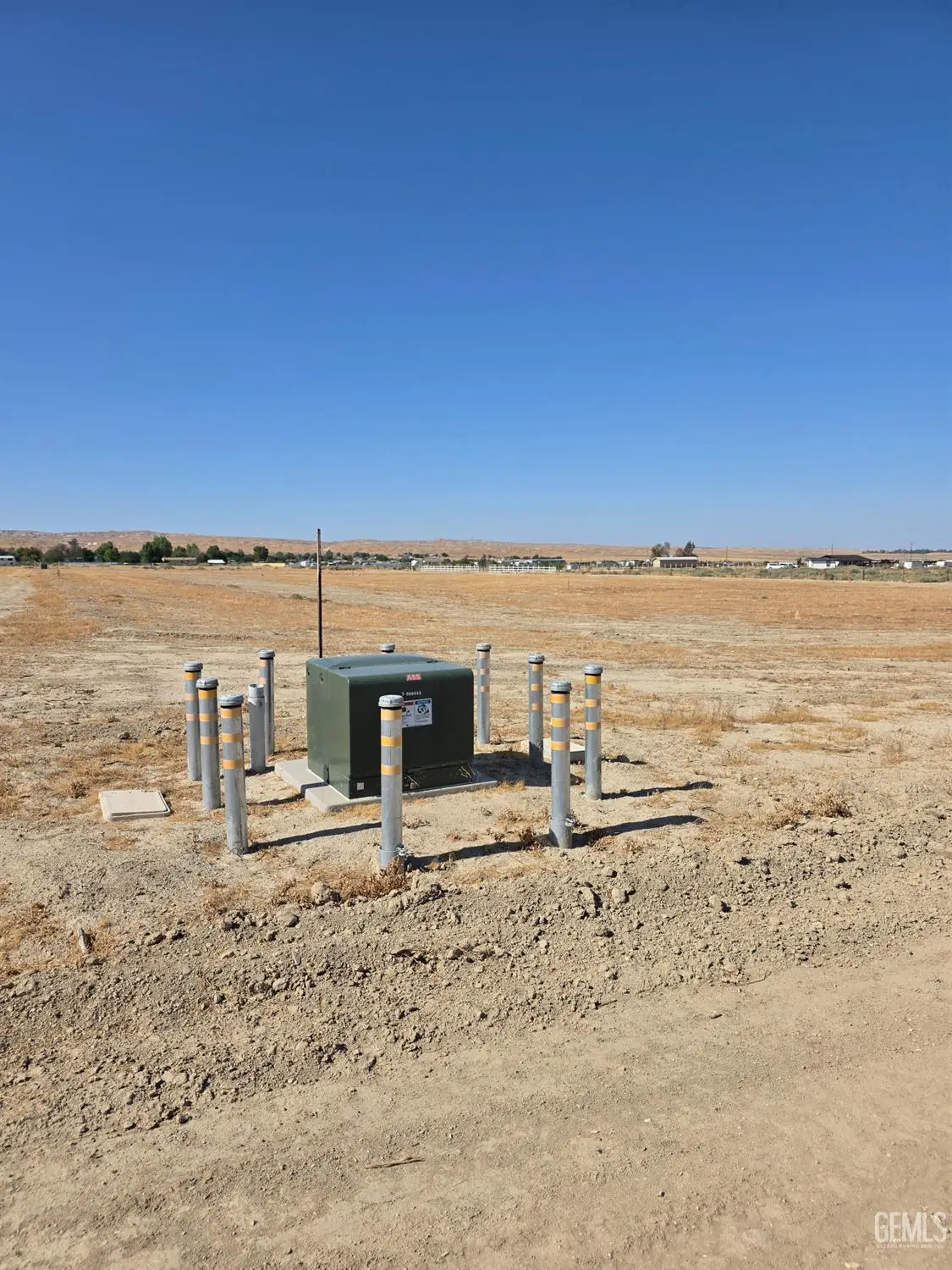 28138 VALLEY WEST ROAD, Taft, CA 93268 - #1