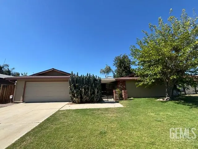 6008 CARDIFF AVENUE, Bakersfield, CA 93309 - #3