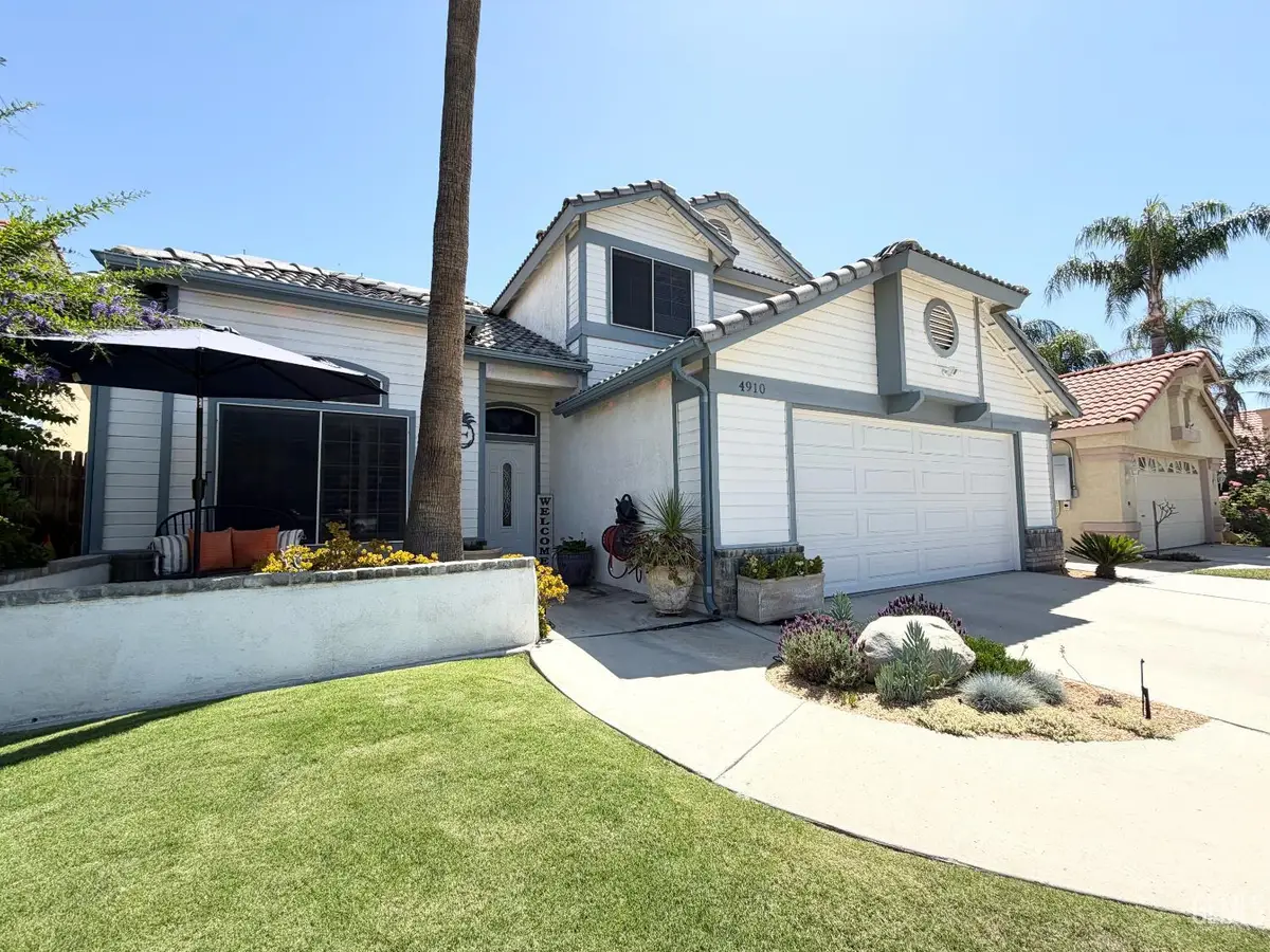 4910 SANDERLING LANE, Bakersfield, CA 93312 - #1