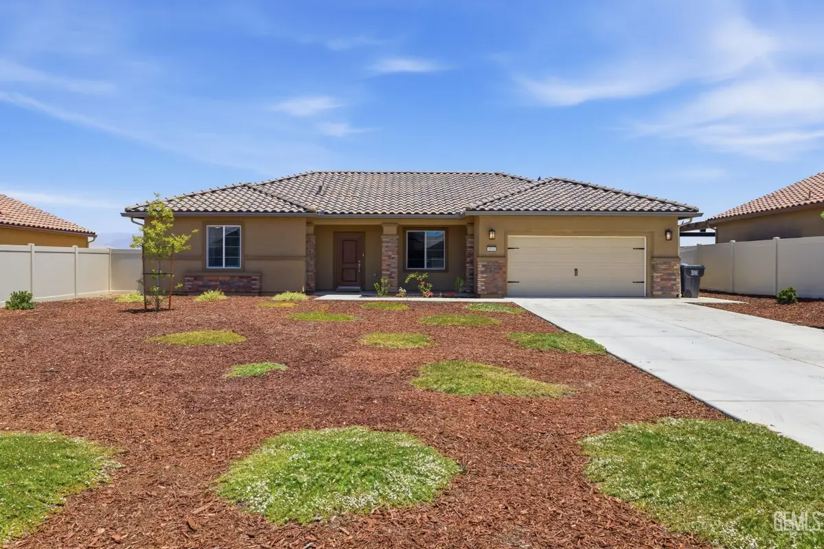 5101 CHUKCHANSI AVENUE, Bakersfield, CA 93306 - #1