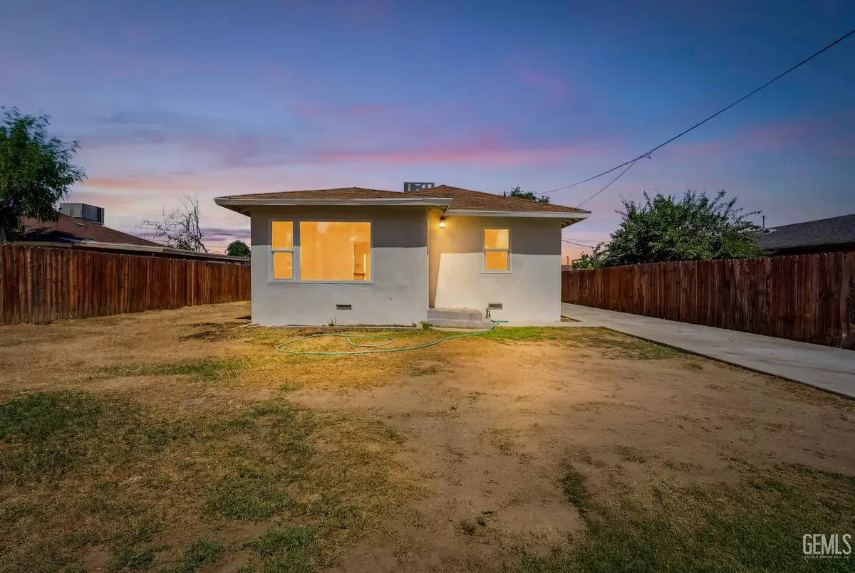 1021 S BROWN STREET, Bakersfield, CA 93307 - #1