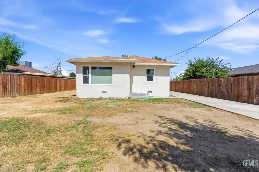 1021 S BROWN STREET, Bakersfield, CA 93307 - #3
