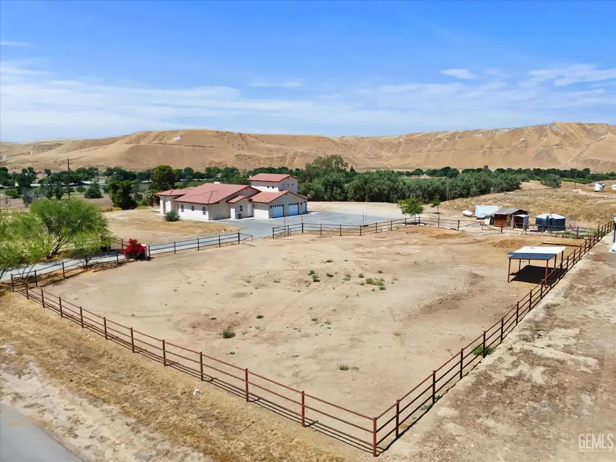 13700 ROUND MOUNTAIN ROAD, Bakersfield, CA 93308 - #3