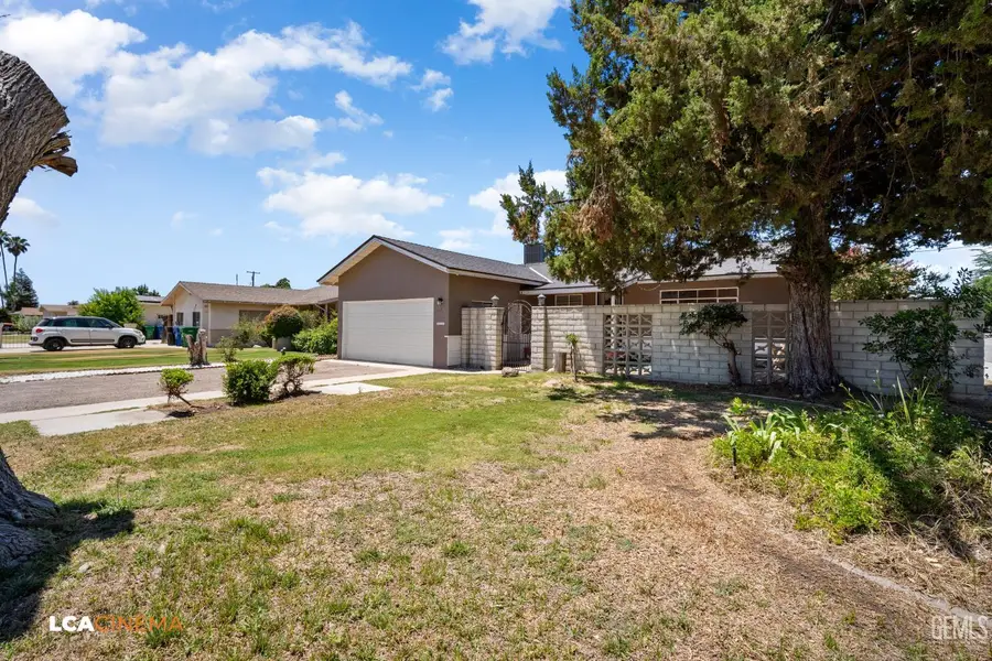 295 ELM STREET, Shafter, CA 93263 - #2