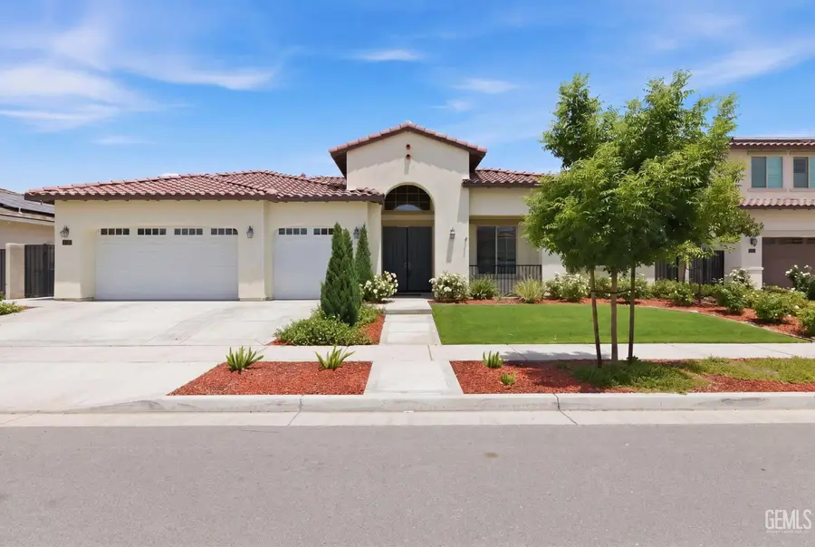 3910 SHELLEY ANNE WAY, Bakersfield, CA 93311 - #2
