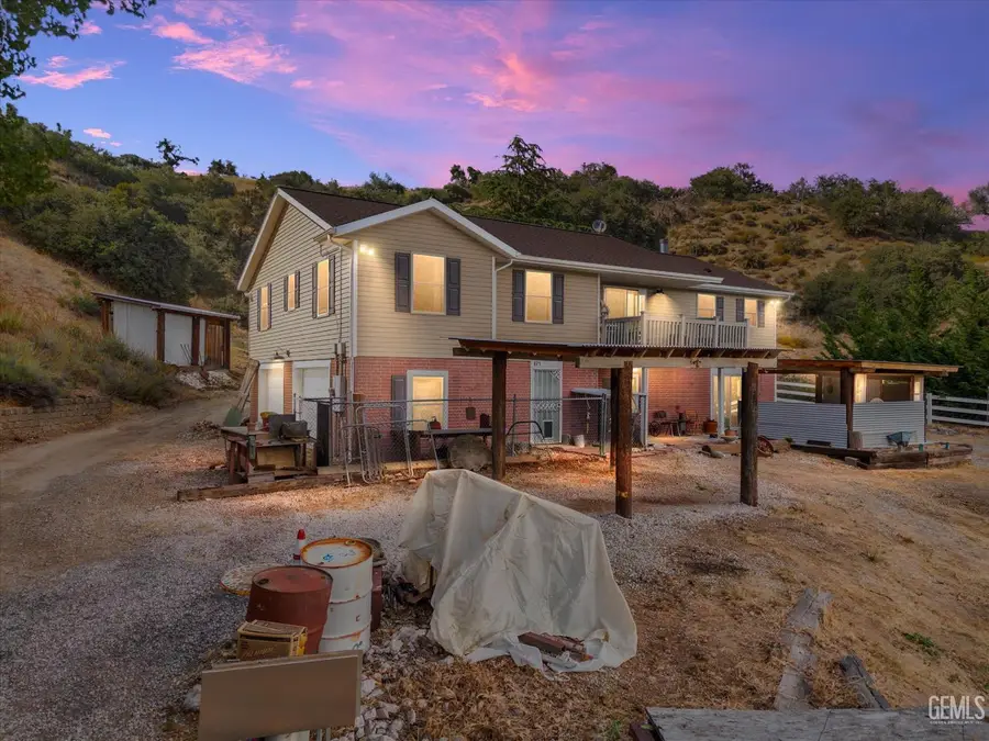 871 LEBEC ROAD, Lebec, CA 93243 - #3