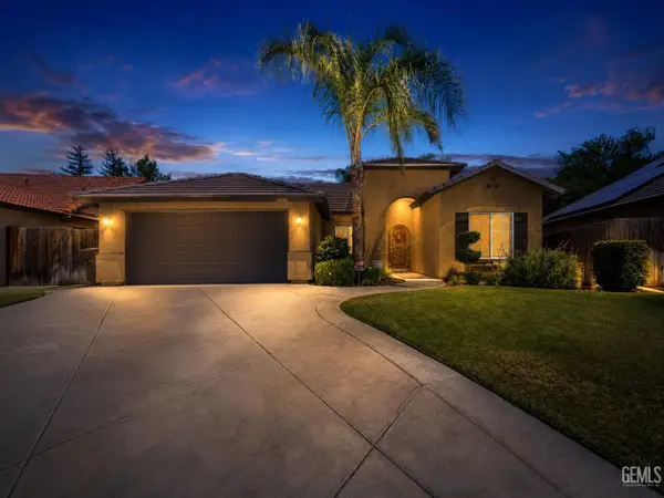 10406 PEPPERWOOD DRIVE, Bakersfield, CA 93311