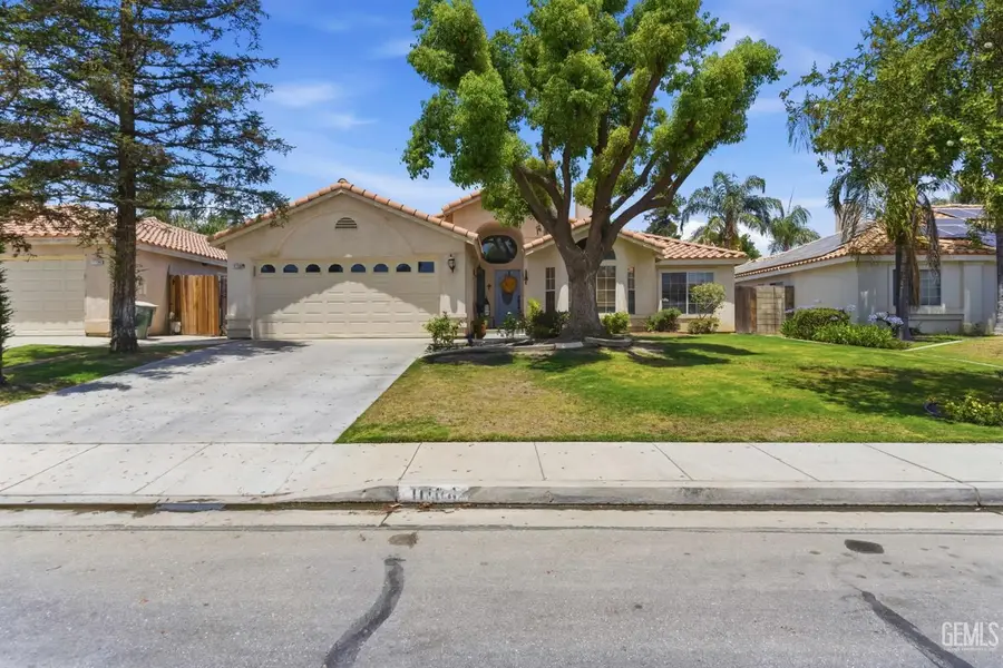 11104 MIRRORED IMAGE COURT, Bakersfield, CA 93311 - #2