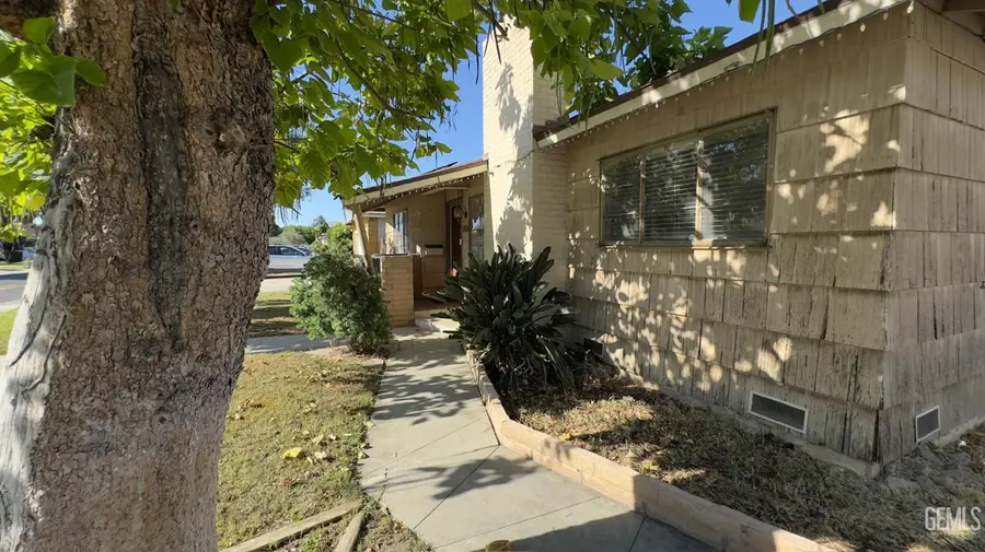 806 PIUTE STREET, Bakersfield, CA 93309 - #3