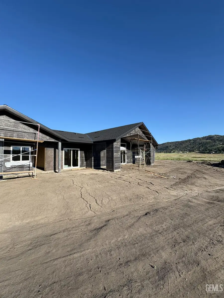 27801 MOUNTAIN WAY, Tehachapi, CA 93561 - #3