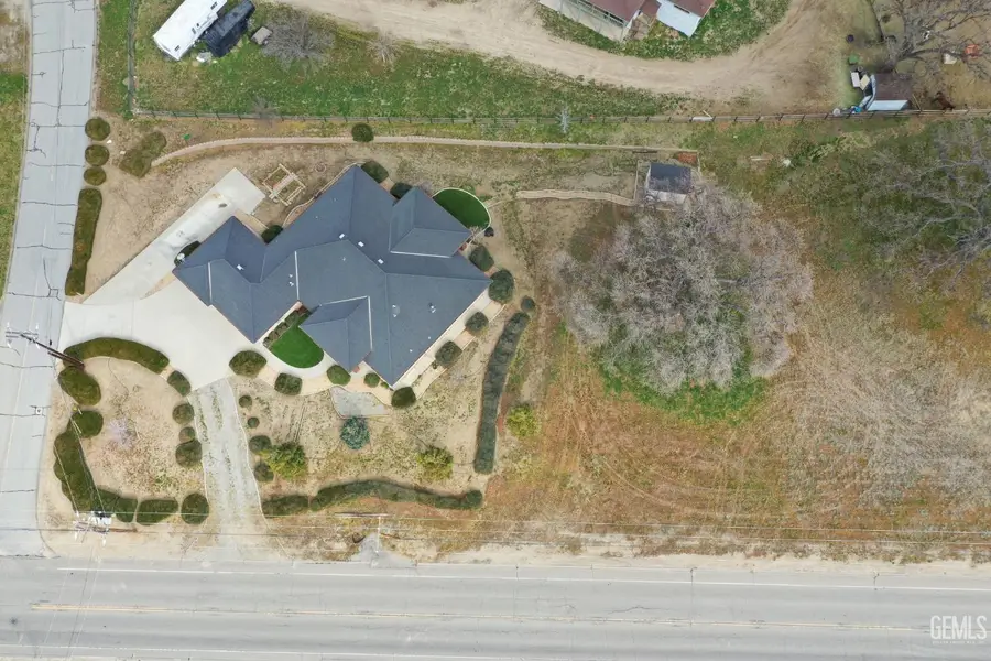 23780 COYOTE COURT, Tehachapi, CA 93561 - #2